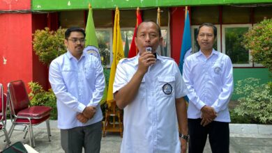 Terus menjaga nama baik Universitas Ibnu Chaldun ujar Ketua Umum Yayasan YPPIC, Pak Edy Haryanto, S.H., M.H., diwawancarai usai pelepasan KKN Universitas Ibnu Chaldun (UIC) 2026 pada Senin (7/9/2026).