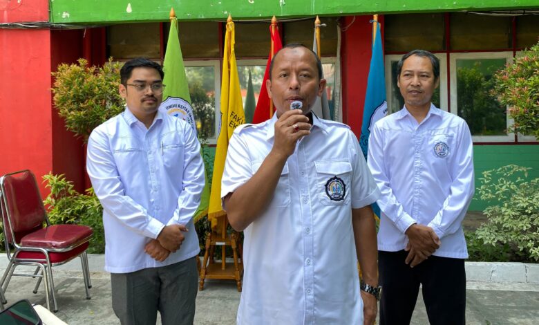 Terus menjaga nama baik Universitas Ibnu Chaldun ujar Ketua Umum Yayasan YPPIC, Pak Edy Haryanto, S.H., M.H., diwawancarai usai pelepasan KKN Universitas Ibnu Chaldun (UIC) 2026 pada Senin (7/9/2026).